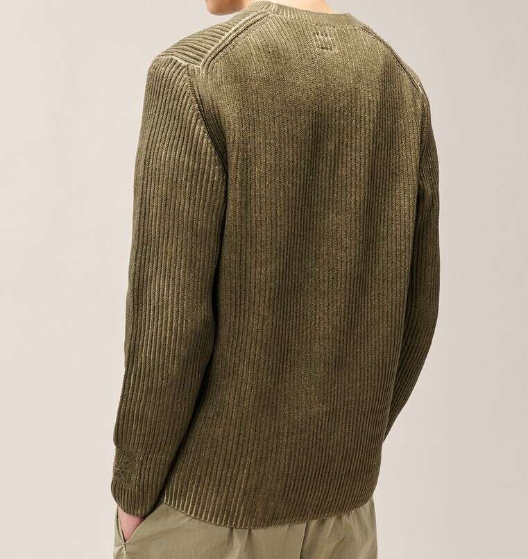 Logo Pullover grün_03